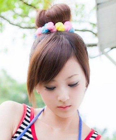 韩式可爱女生发型扎法
